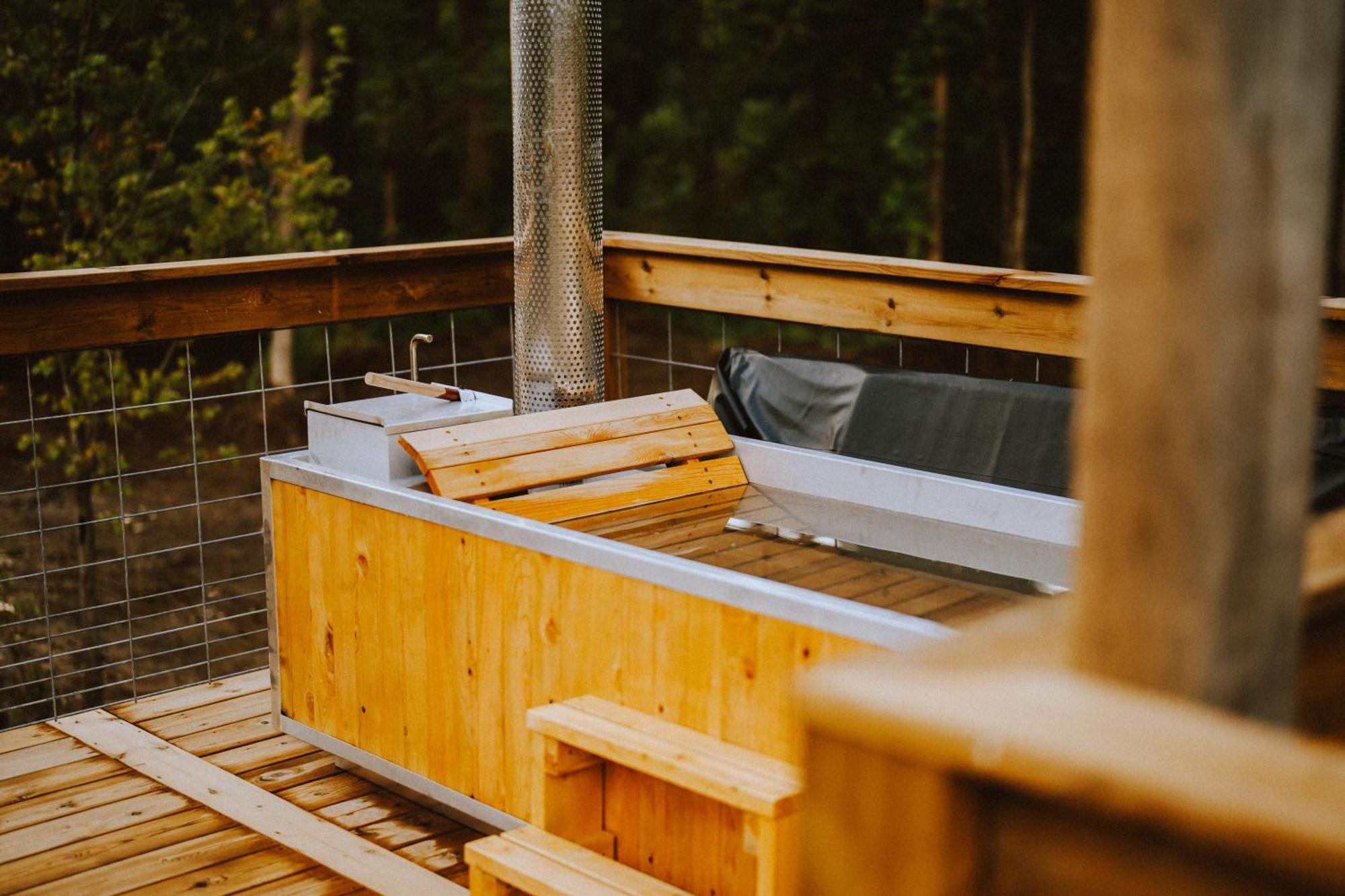 Finger Lakes Treehouse Sodus Exterior photo